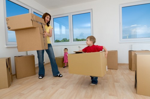 Flat move in Barking with careful handling through shared access